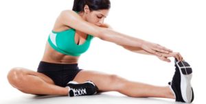 I crampi notturni alle gambe possono essere prevenuti con lo stretching